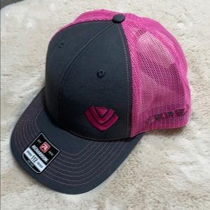 New!! Richardson versa cap 🧢💕